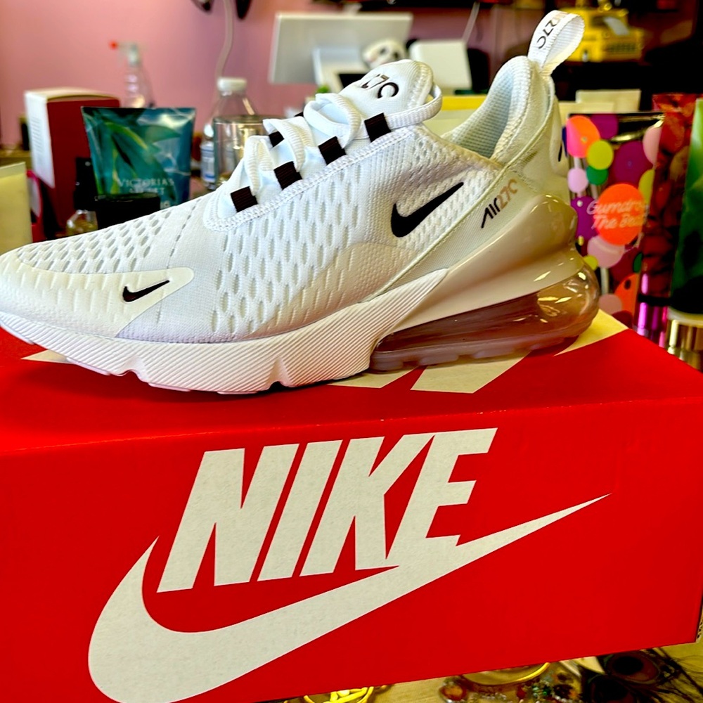 Authentic Nike air max new box